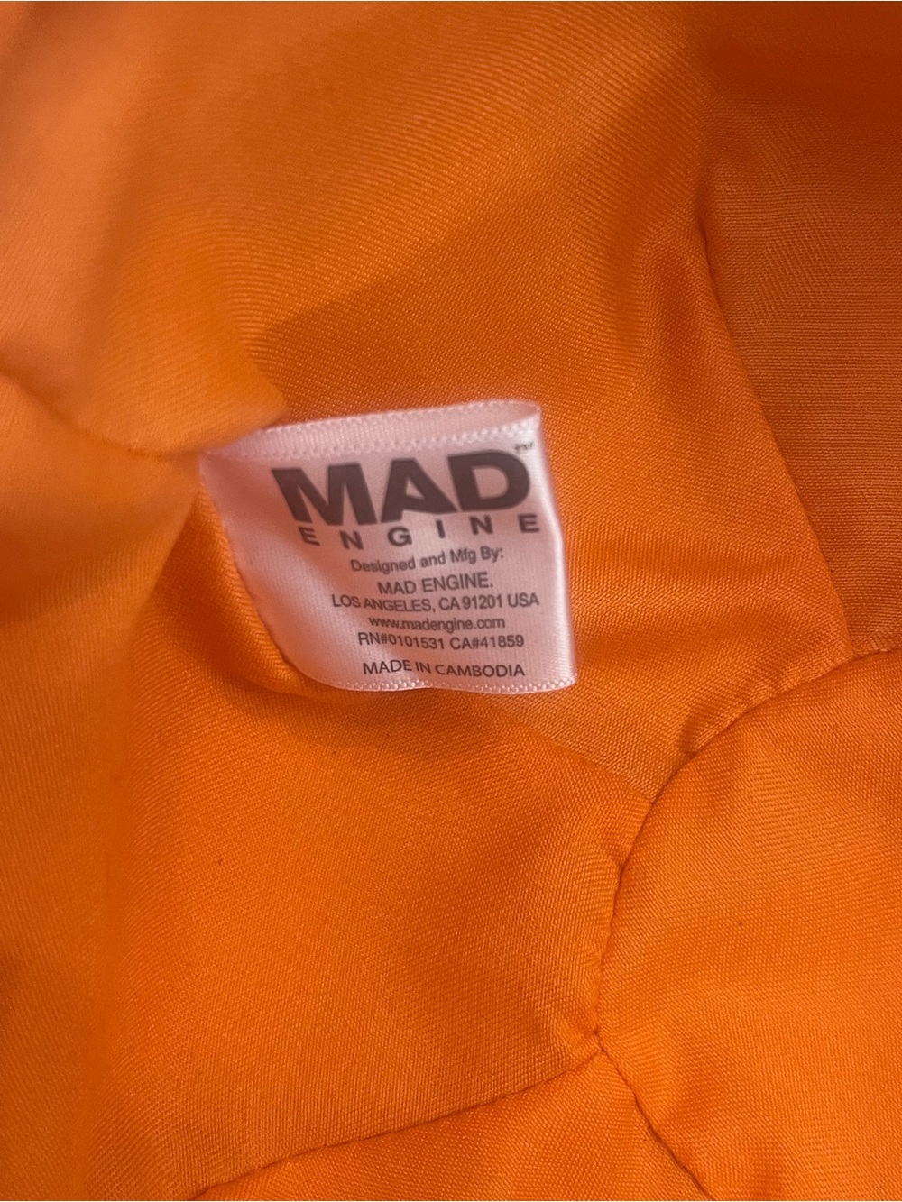 MAD Engine Orange Pumpkin Crossbody Bag with Green Leaf Top NWOT - Picture 6 of 7